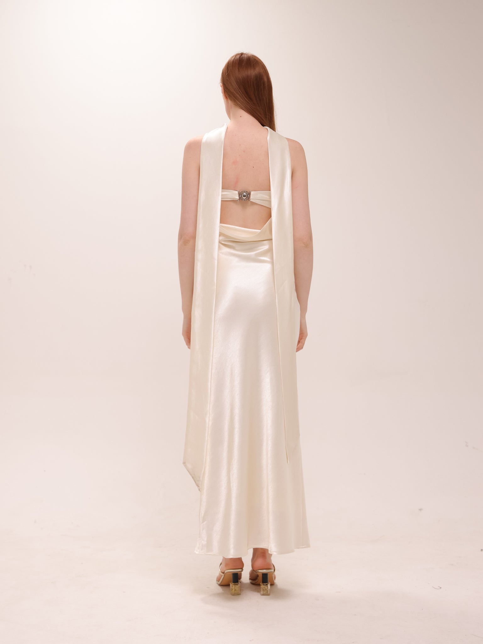 Novia Dress in White