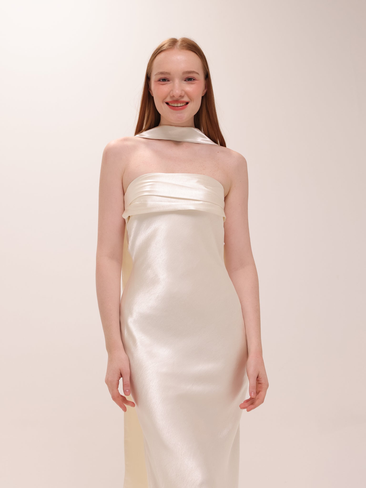 Novia Dress in White