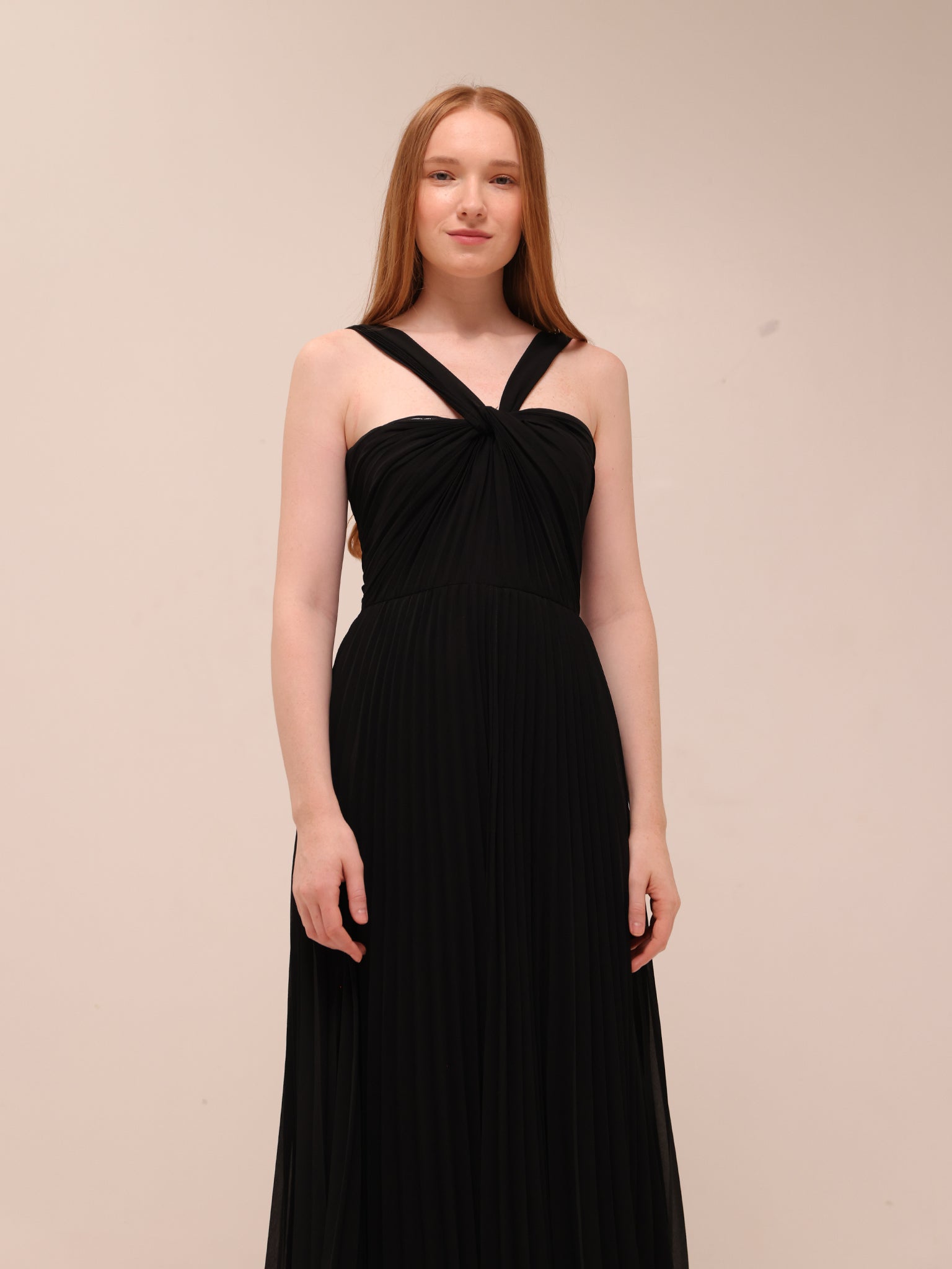 Twist Strap Pleated Maxi Dress – Black