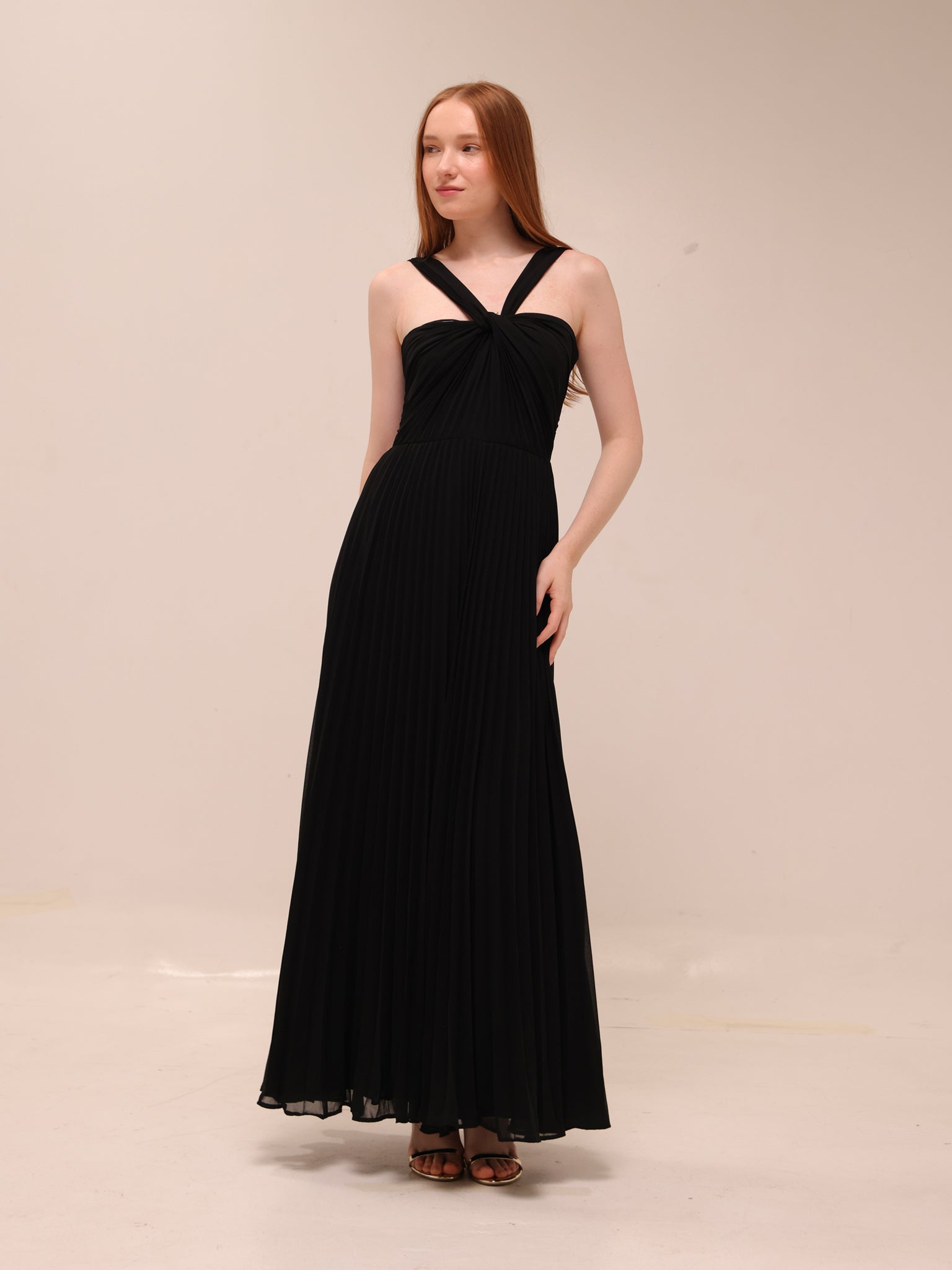Twist Strap Pleated Maxi Dress – Black