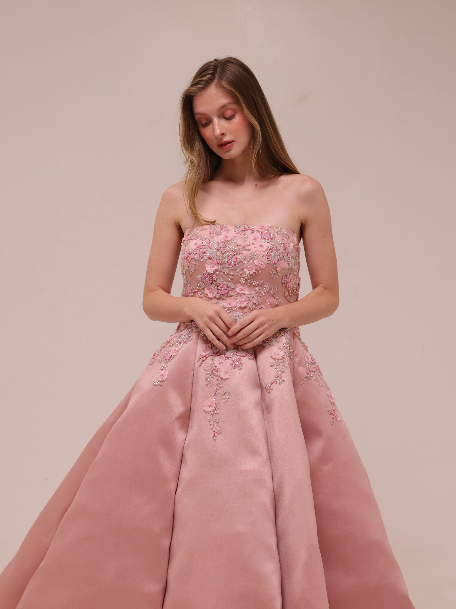 Amorette Midi Gown