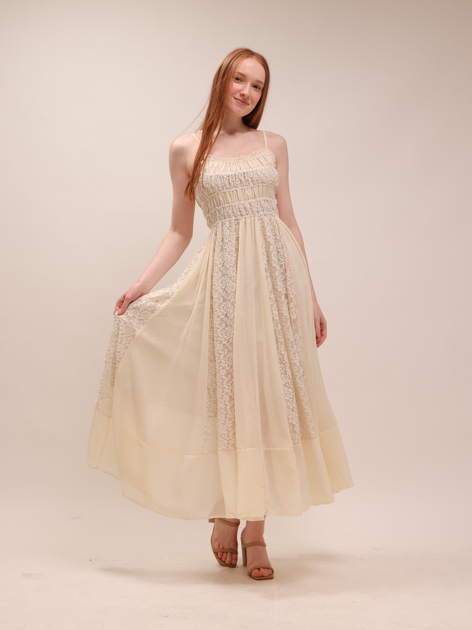 Amélie Lace Maxi Dress in Buttercream