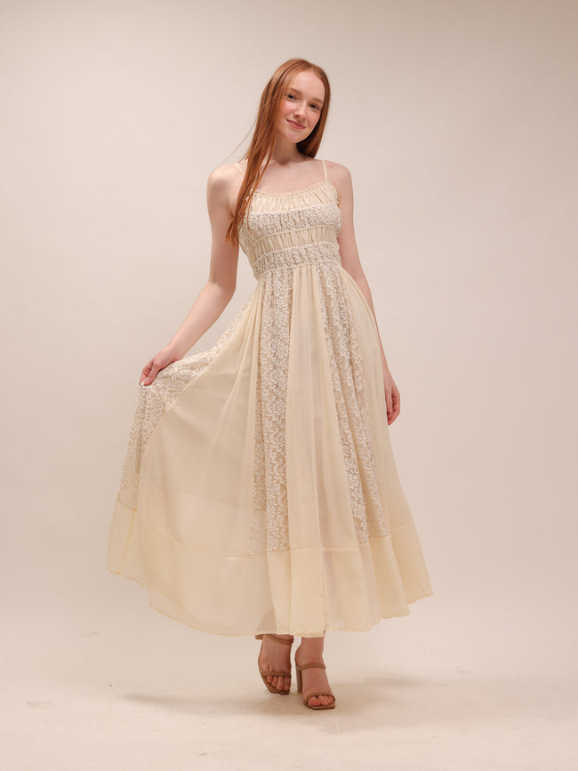 Amélie Lace Maxi Dress in Buttercream