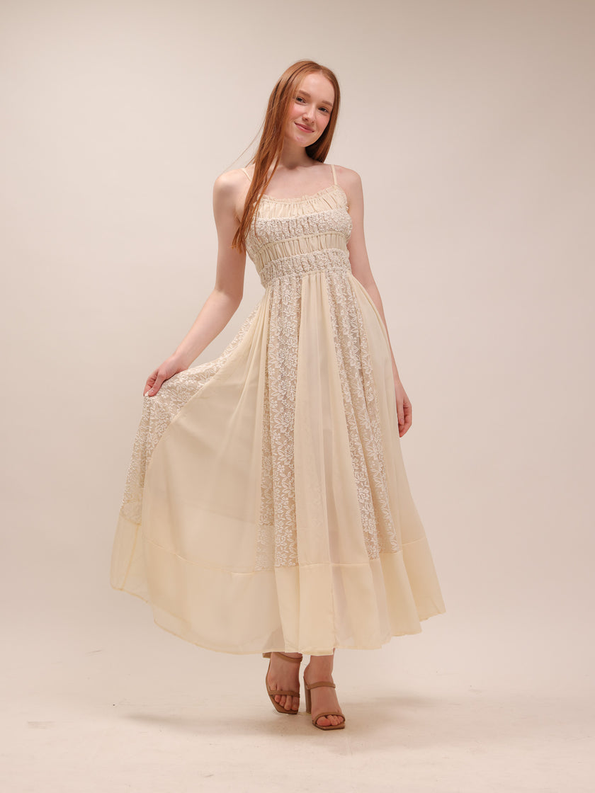 Amélie Lace Maxi Dress in Buttercream