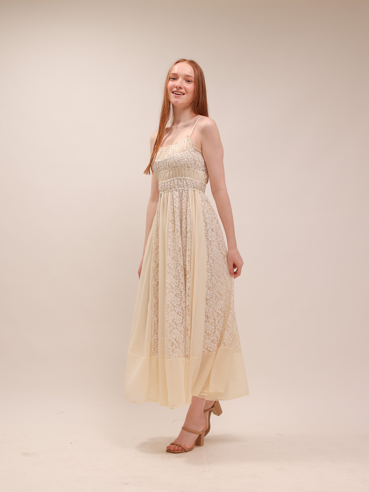 Amélie Lace Maxi Dress in Buttercream
