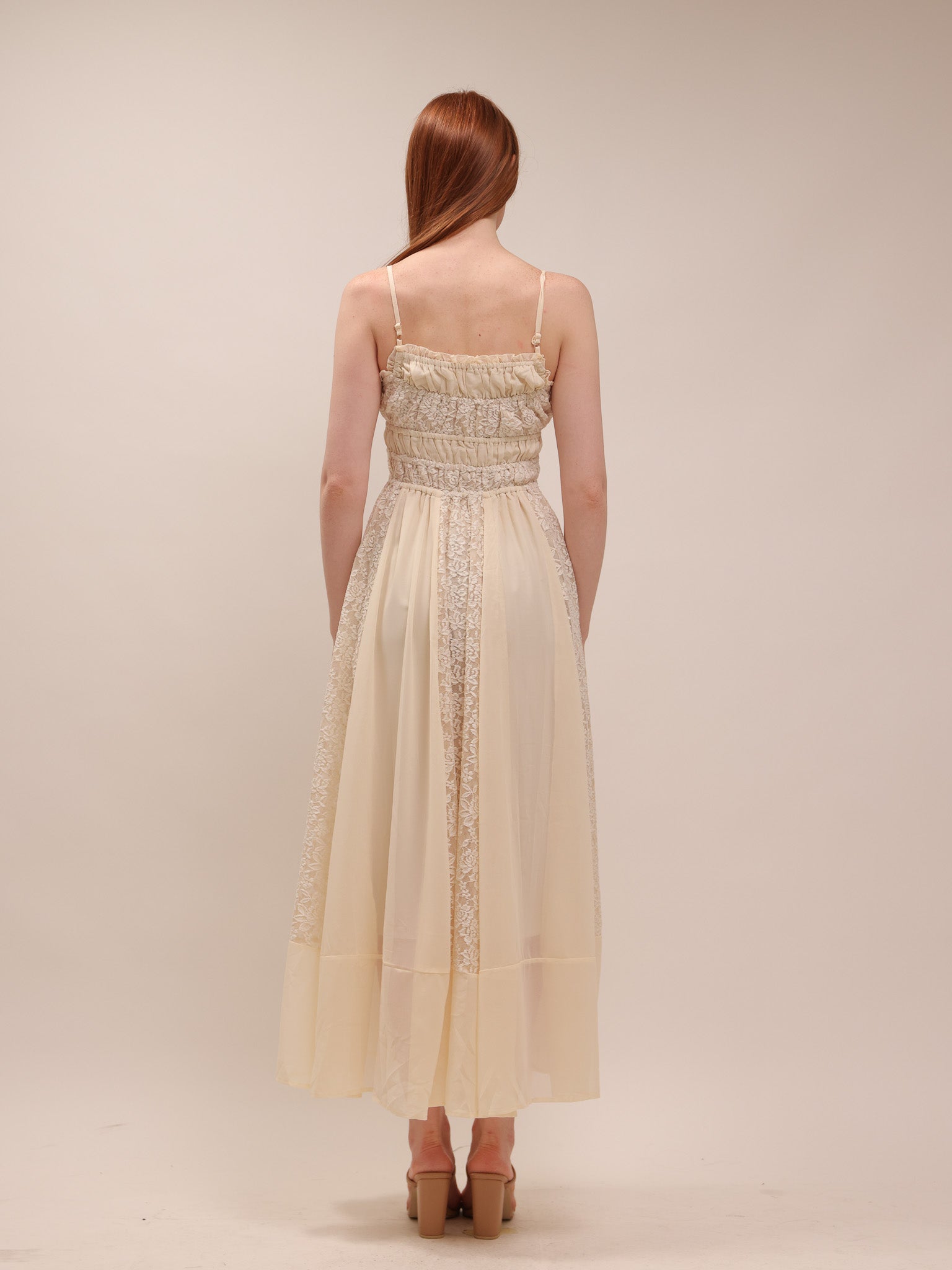 Amélie Lace Maxi Dress in Buttercream