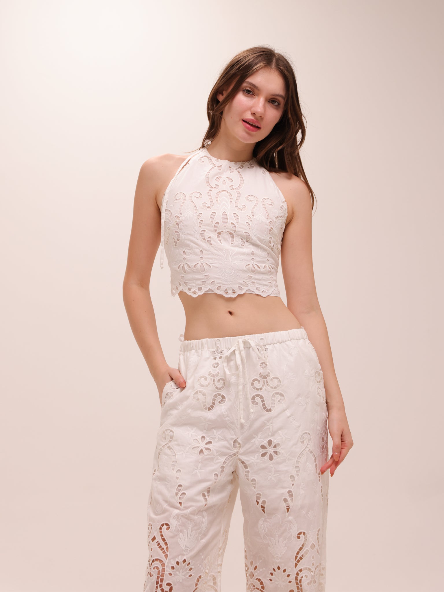White Resort Set