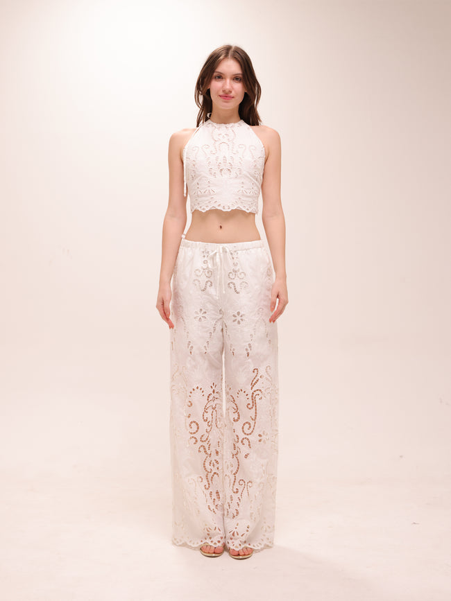 White Resort Set