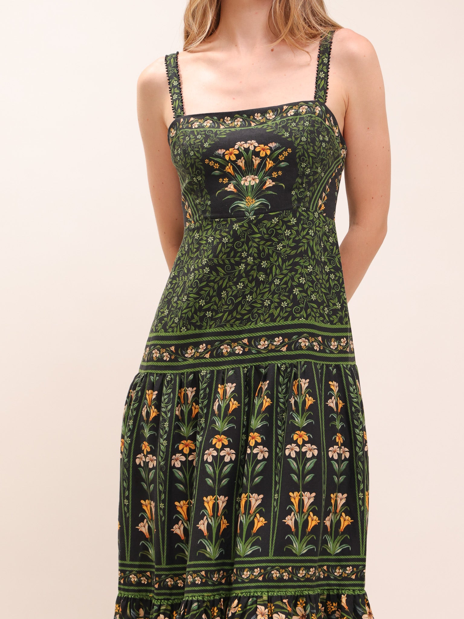 Black Flowers Arch Lenzing Ecovero Euroflax Maxi Dress