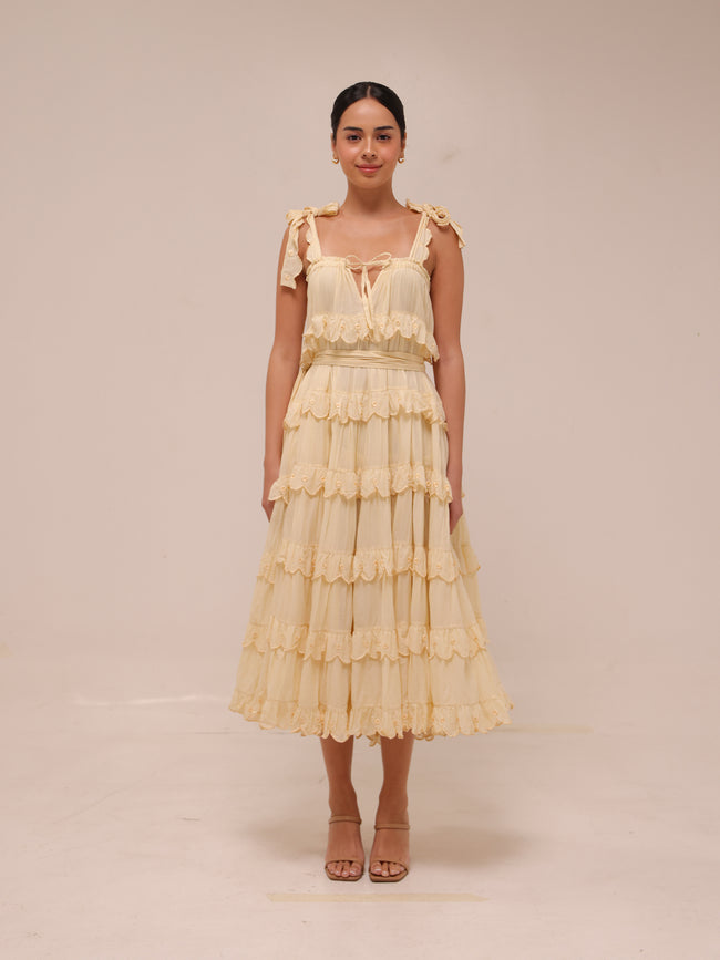 Iva Biigdres Dress in Butter Yellow