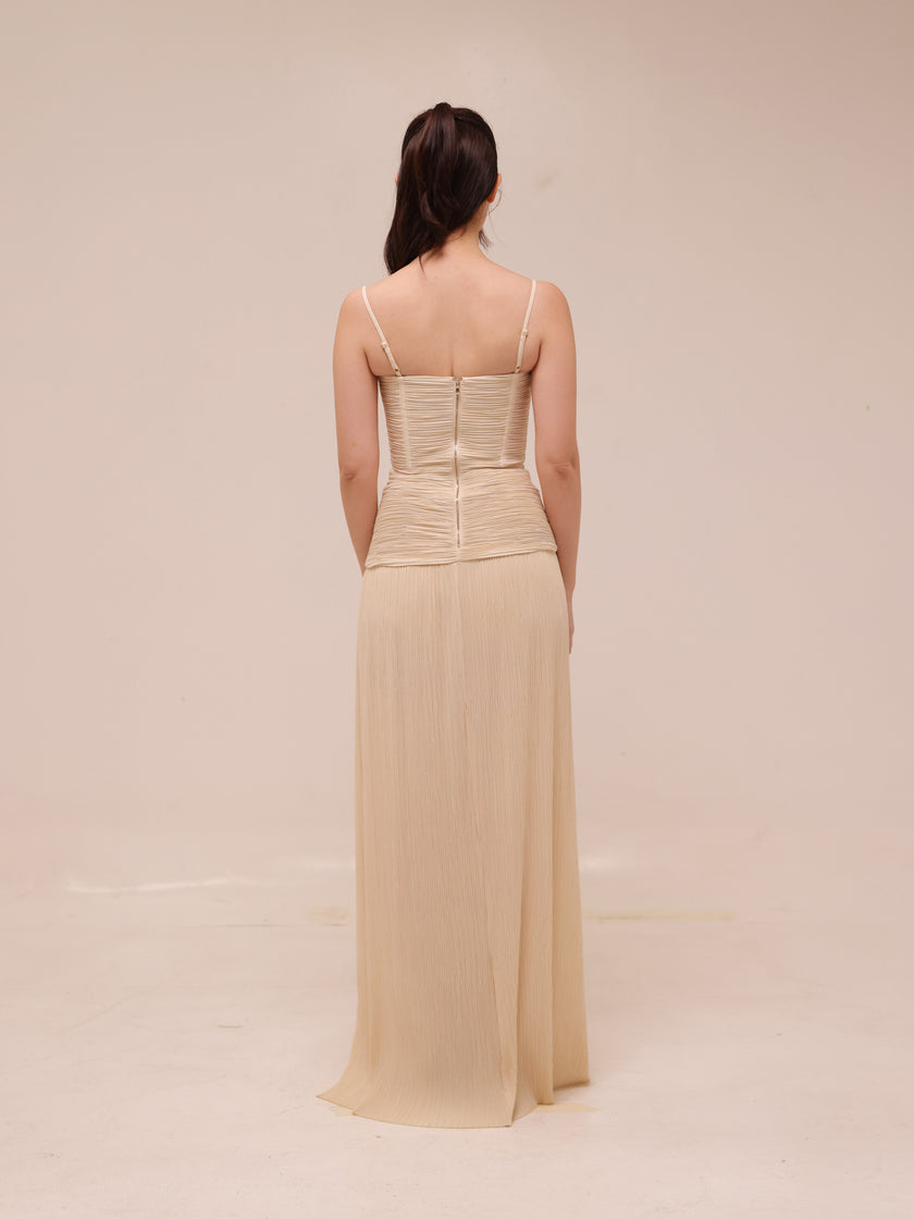 Double Time Pleat Dress in Nougat