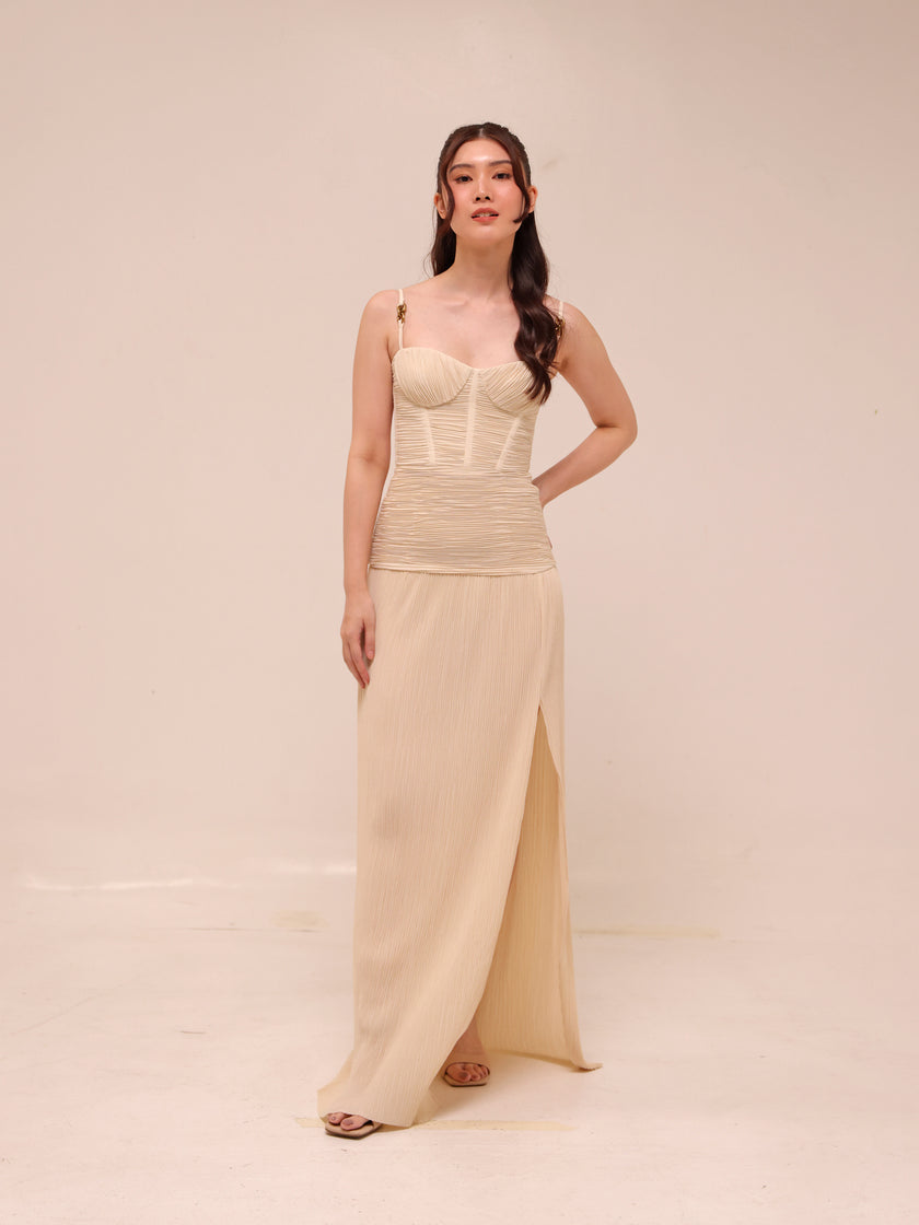 Double Time Pleat Dress in Nougat