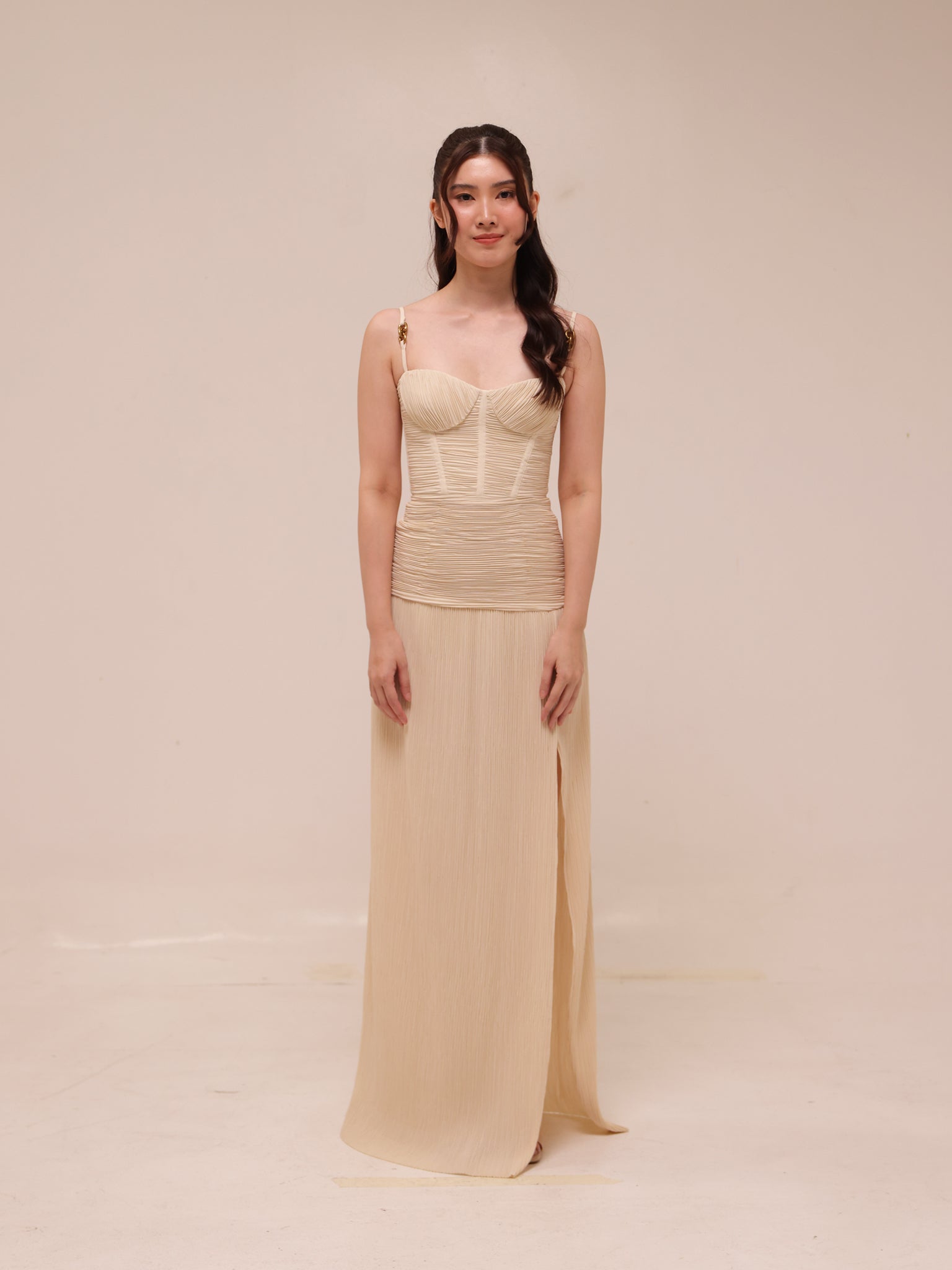 Double Time Pleat Dress in Nougat