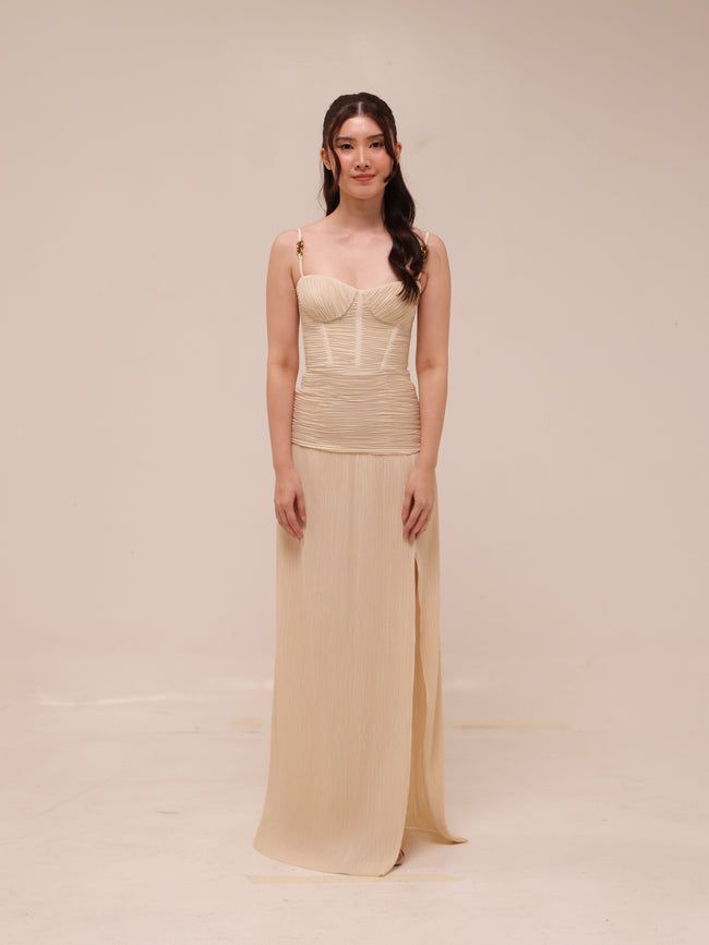 Double Time Pleat Dress in Nougat