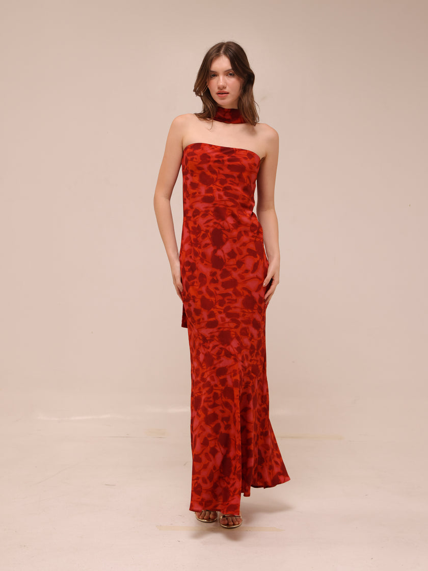 Under The Pagoda Maxi Dress Red