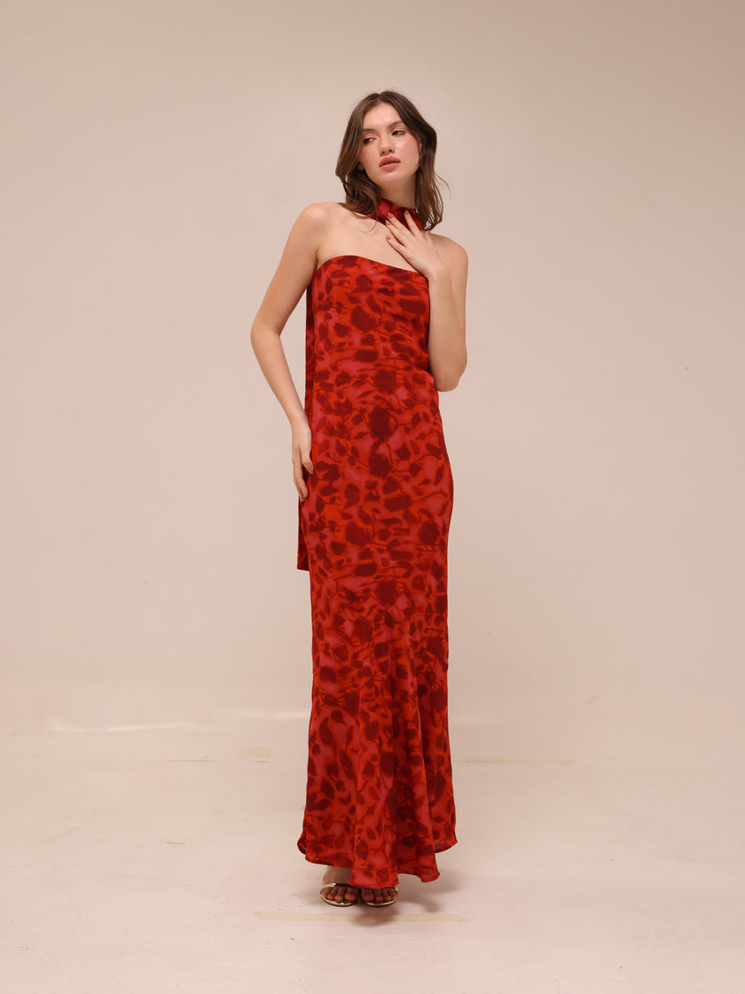 Under The Pagoda Maxi Dress Red