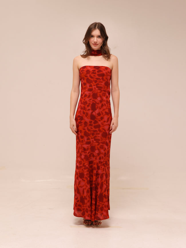 Under The Pagoda Maxi Dress Red