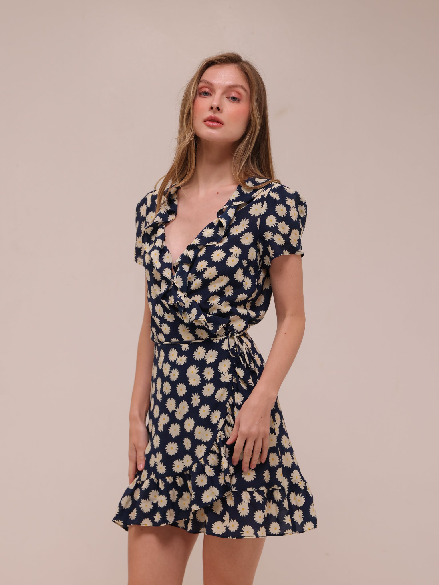 Valentina Daisy Short Sleeve Wrap Dress
