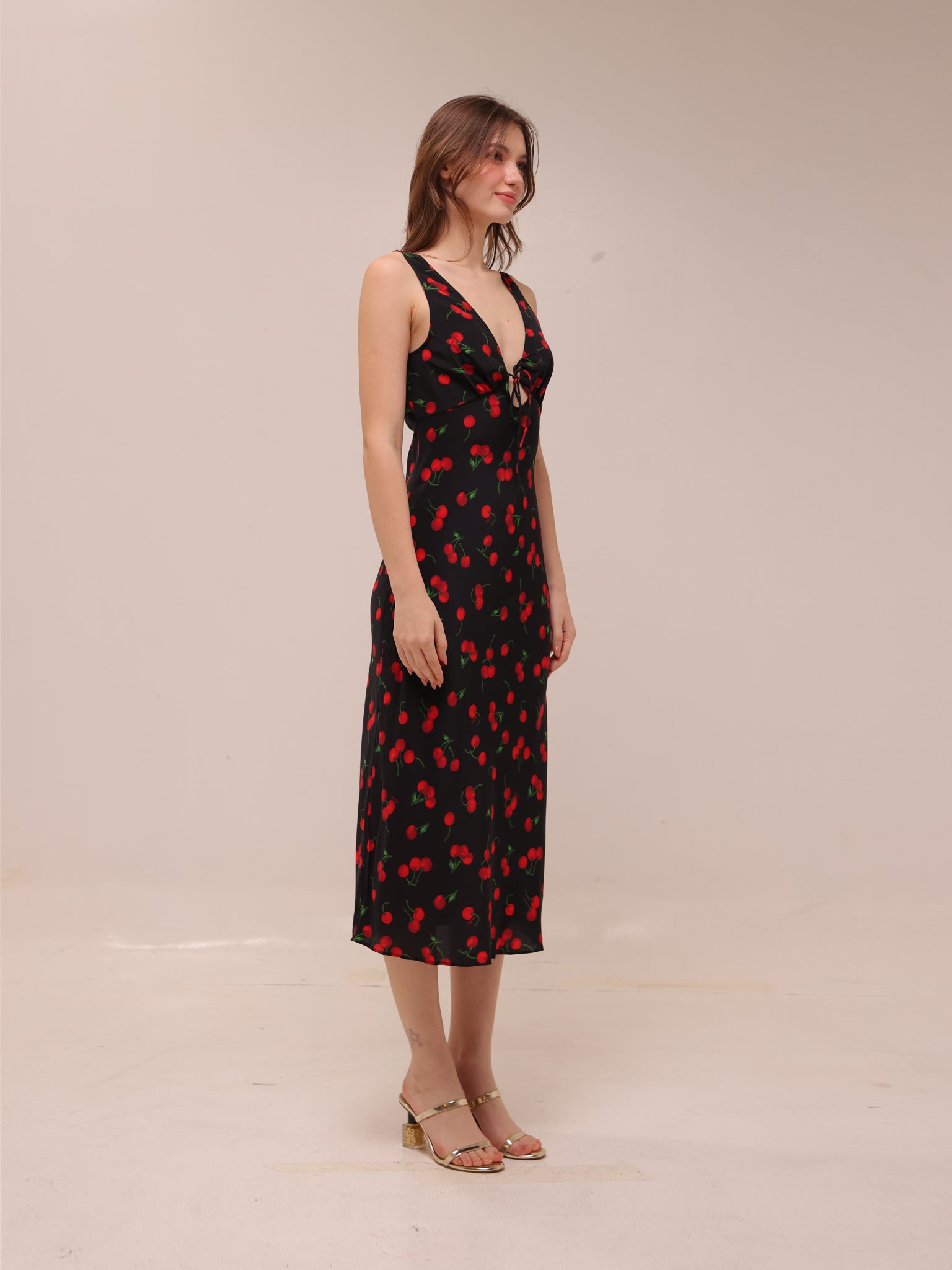 The Scarlet - Cherie