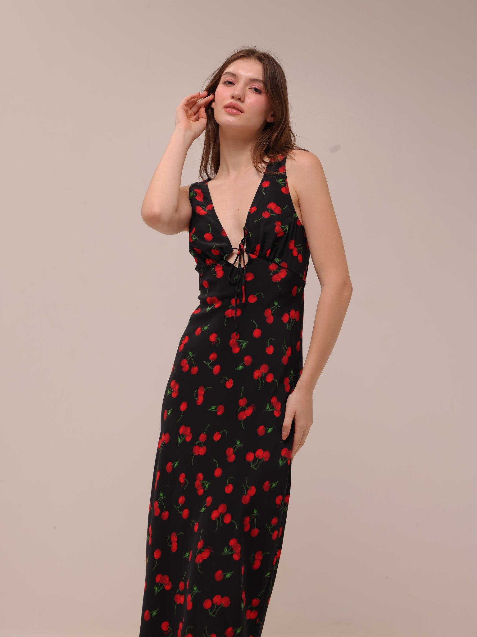 The Scarlet - Cherie