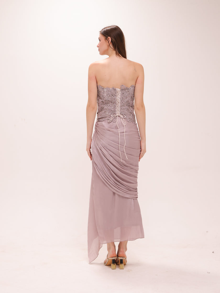 The Evangeline Set in Mauve Veil