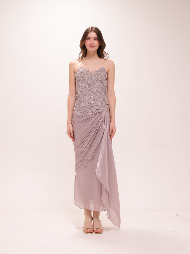 The Evangeline Set in Mauve Veil