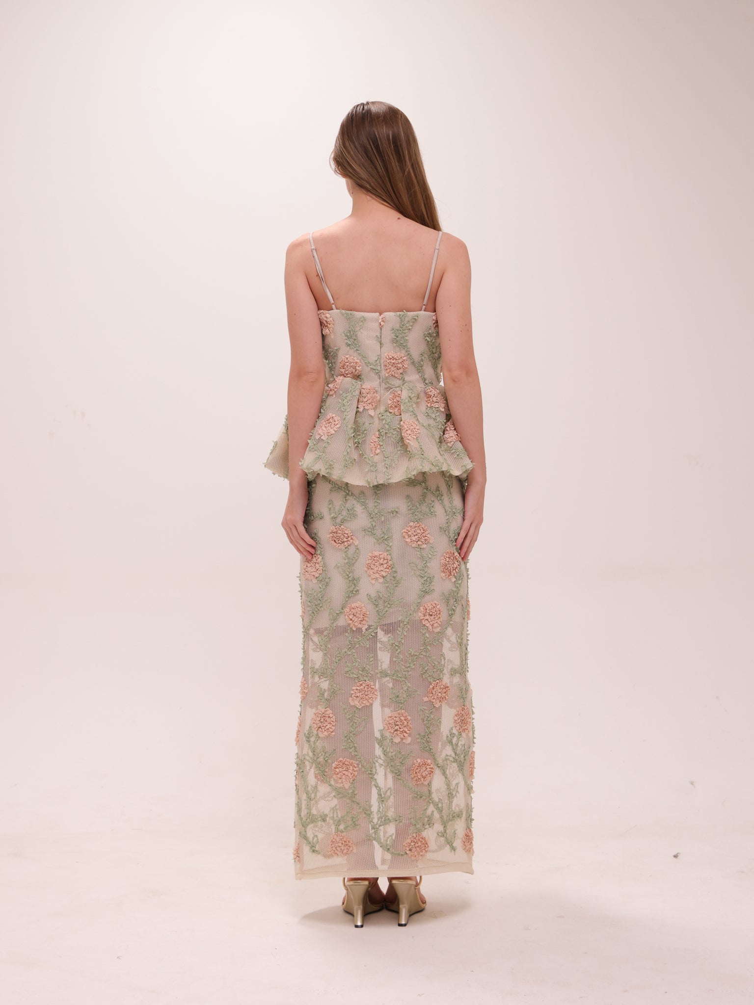 Gardenia Embroidered Set