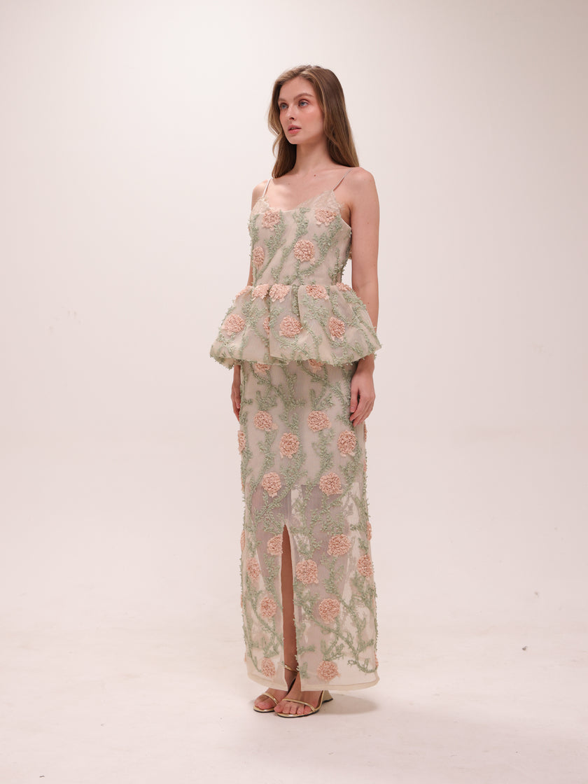 Gardenia Embroidered Set