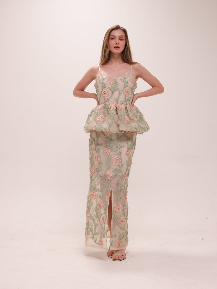 Gardenia Embroidered Set