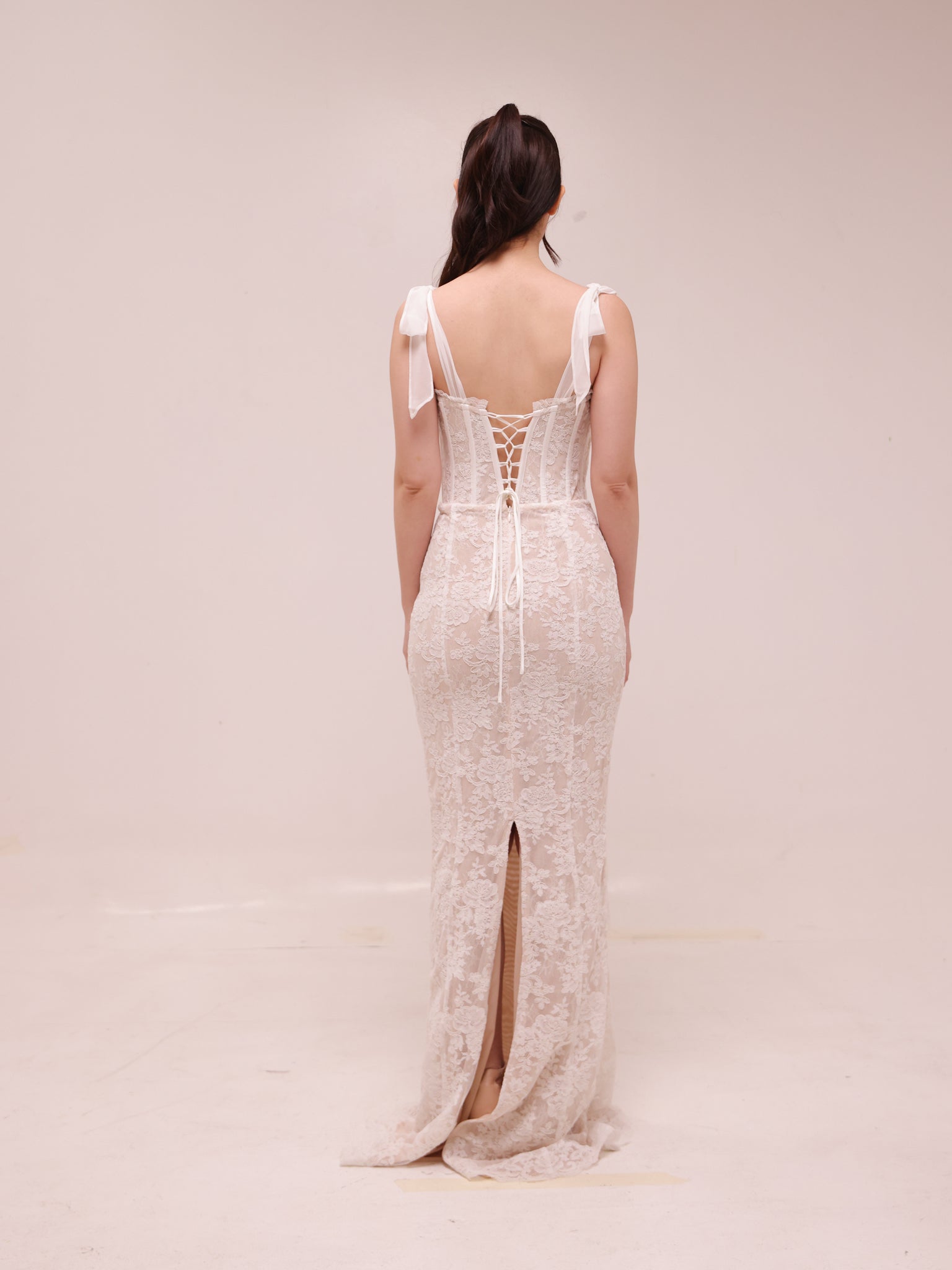 The Romanza Dress in White Chantilly Lace