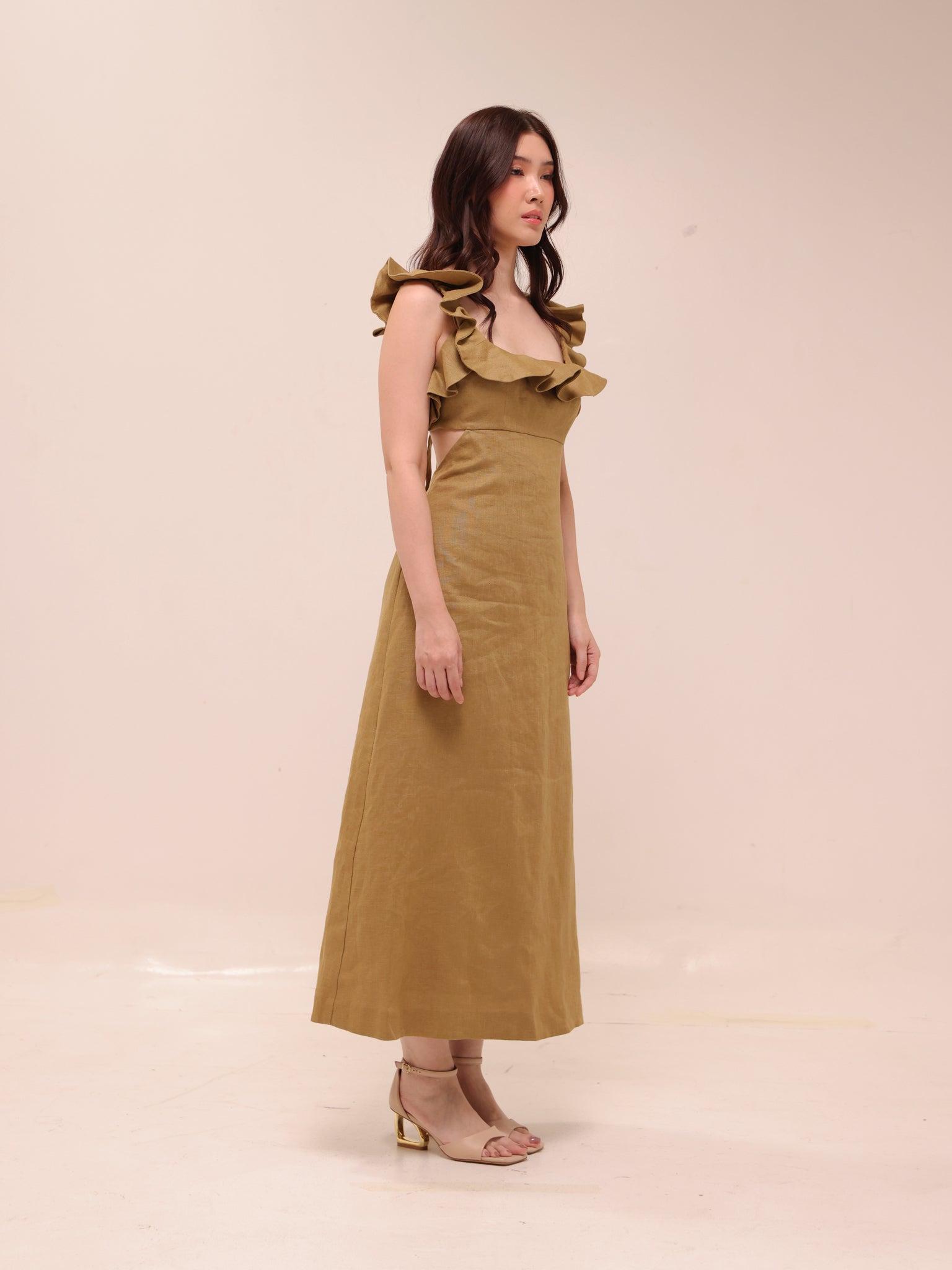 Super Eight Ruffle Sleeve Dress